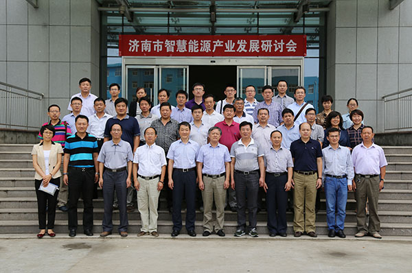 ��½����