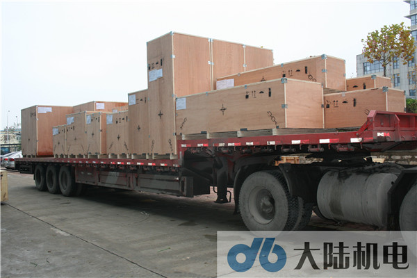 ��½����